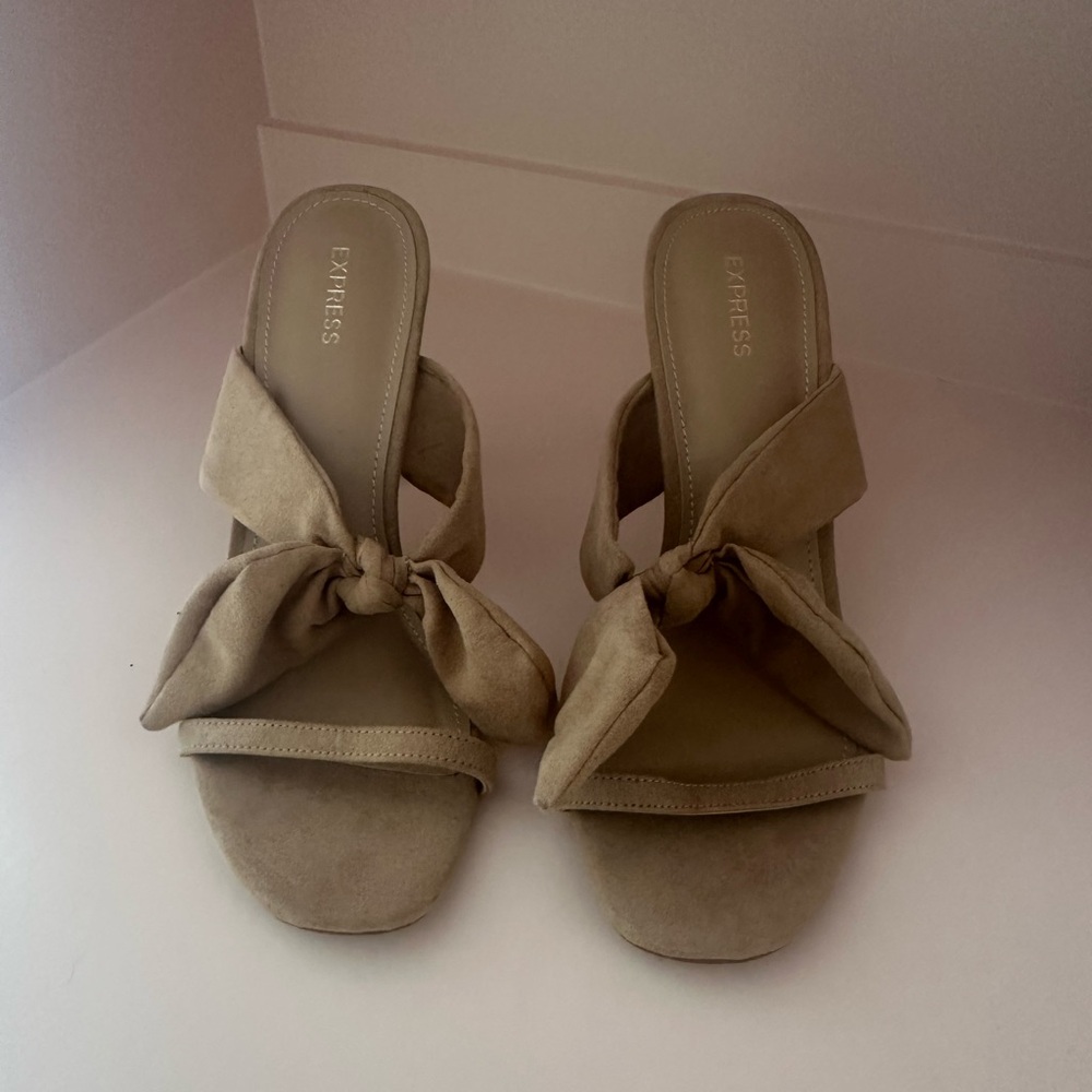 Express Beige Bow Mules
